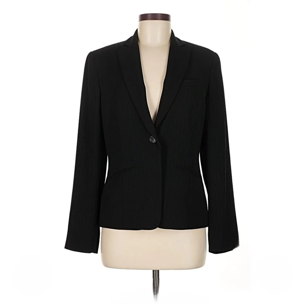 Jones Wear Elegant Black Blazer